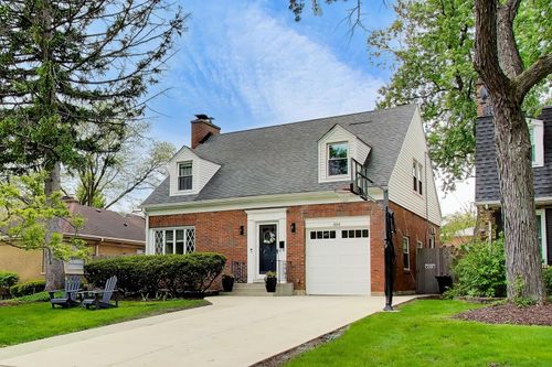 804 Community Dr, La Grange Park, IL, 60526-1557 | Card Image