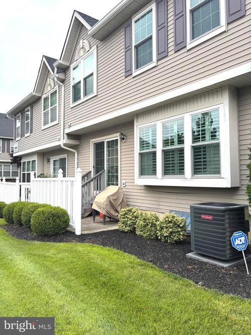 2802 Gramercy Way, MOUNT LAUREL, NJ, 08054-6737 | Card Image