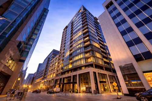 802-101 Queen St, Ottawa, ON, K1P0B7 | Card Image
