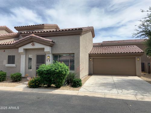 7977 W Carolina Dr, Peoria, AZ, 85382-4880 | Card Image