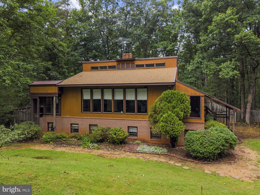 Residential in HAYWOOD 3