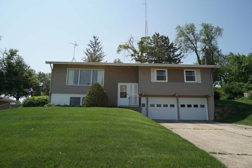 424 W Columbia Ave, Stockton, IL, 61085-1016 | Card Image
