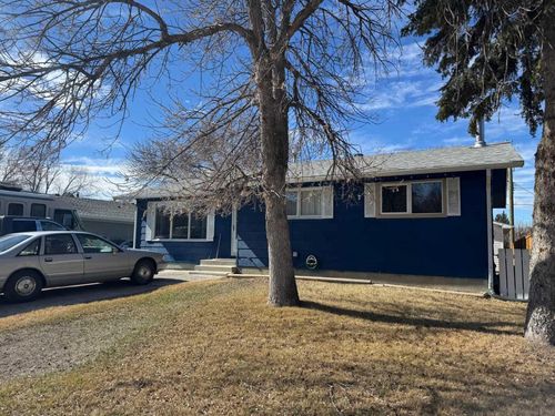 1908 10 St, Coaldale, AB, T1M1B1 | Card Image