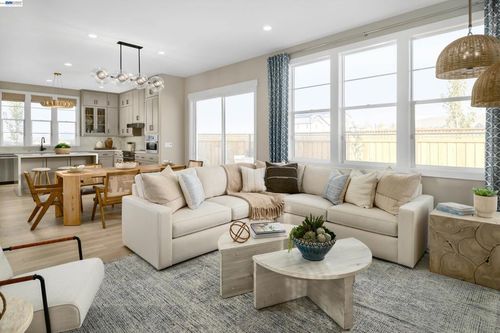 3851 Hereford Rd, Pleasanton, CA, 94588 | Card Image