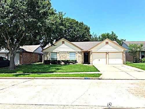 12706 Nantucket Dr, Sugar Land, TX, 77478-1882 | Card Image