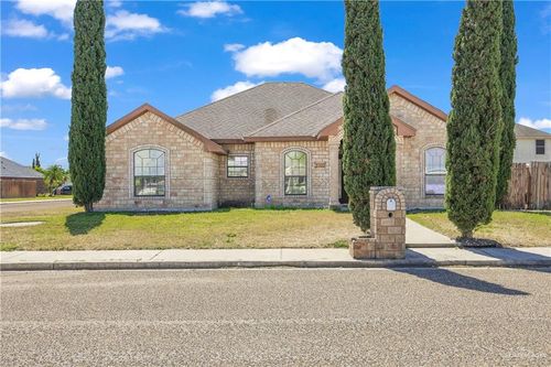 2102 W Mimosa Dr, Weslaco, TX, 78596-5061 | Card Image
