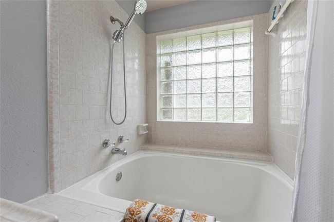 Primary bathroom | Image 21