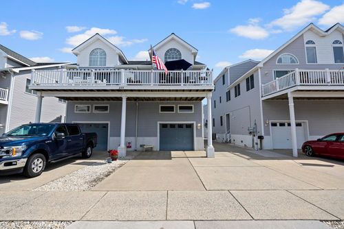 east-235 39th St, Sea Isle City, NJ, 08243-2003 | Card Image