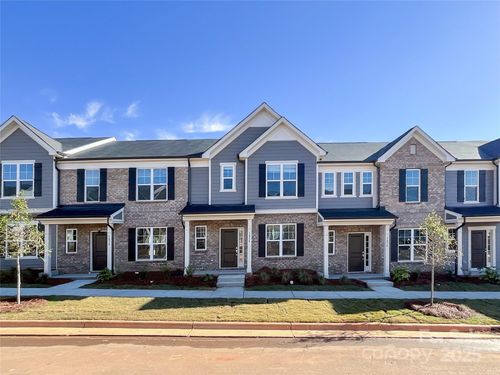 1836 Teachers House Rd Nw, Concord, NC, 28027-9812 | Card Image