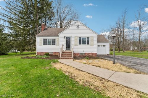 9340 Avery Road, Broadview Heights, OH, 44147 | Card Image