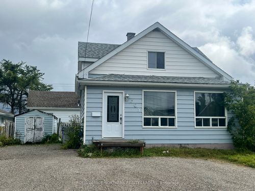 305 Corporation St, Porcupine, ON, P0N1C0 | Card Image