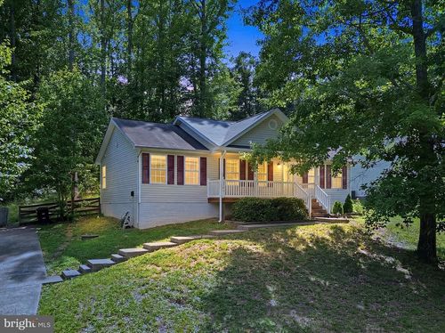 6391 Wheeler Dr, KING GEORGE, VA, 22485-7143 | Card Image