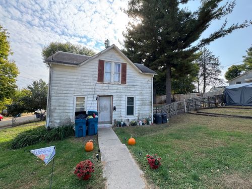 529 N 5th St, Savanna, IL, 61074-1515 | Card Image