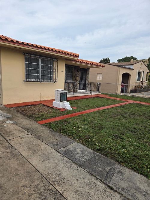 1781 Sw 13th St, Miami, FL, 33145-1401 | Card Image