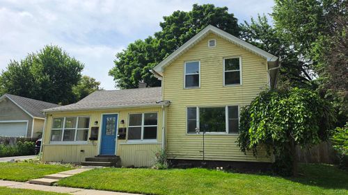 714 Mulberry St, Adrian, MI, 49221-2340 | Card Image