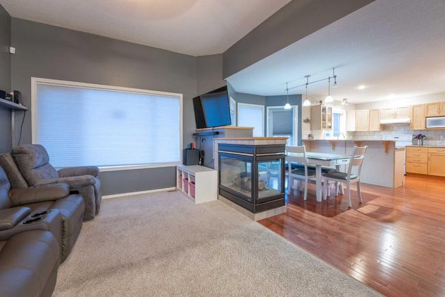 19 Fairmont Gate S, House other with 3 bedrooms, 4 bathrooms and 4 parking in Lethbridge AB | Image 5