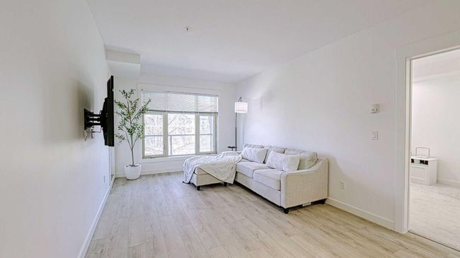 122 - 15 Aspenmont Hts Sw, Condo with 2 bedrooms, 2 bathrooms and 1 parking in Calgary AB | Image 10