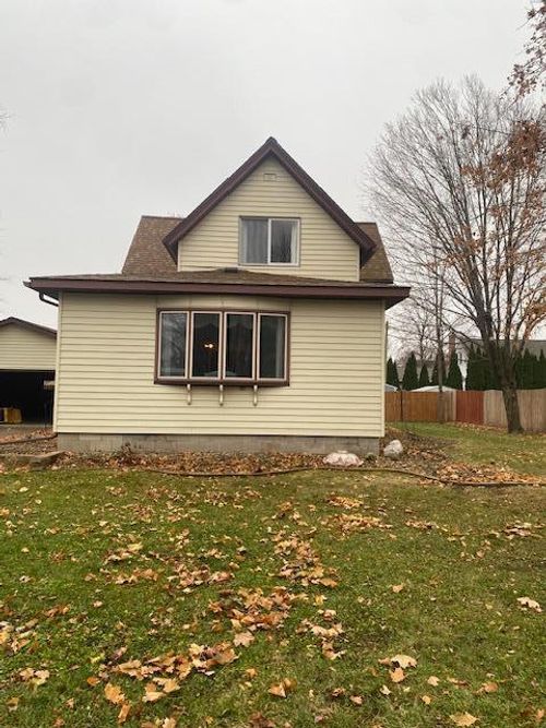 305 4th St Sw, Pine Island, MN, 55963-9189 | Card Image