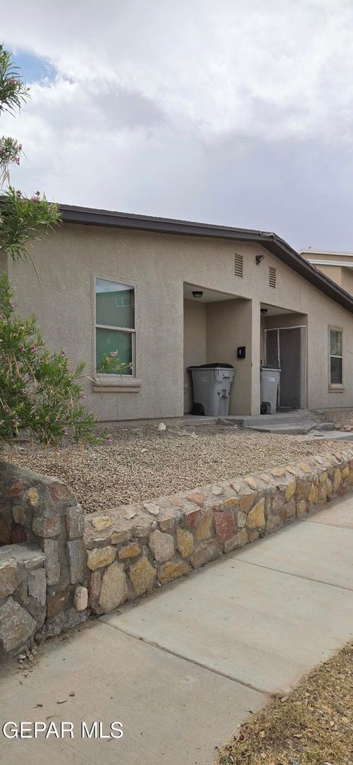 b-3328 Lincoln Ave, El Paso, TX, 79930-5023 | Card Image