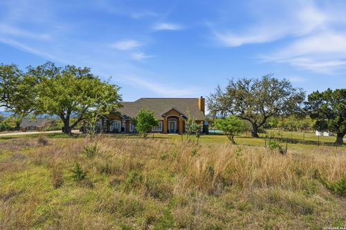 108 Agarita Ct., Boerne, TX, 78006 | Card Image