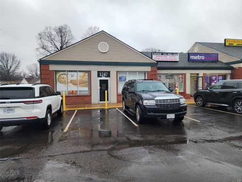 1247 Dunn Rd, Florissant, MO, 63031-8116 | Card Image