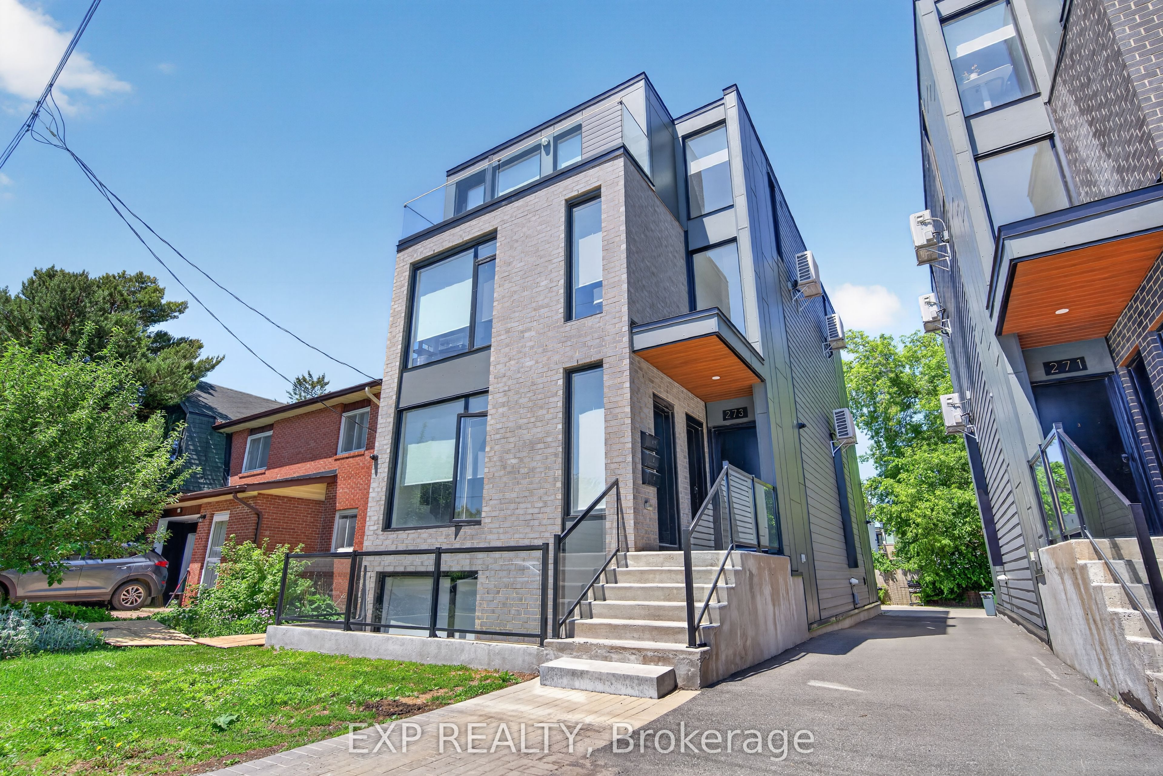 Residential in Westboro - Hampton Park