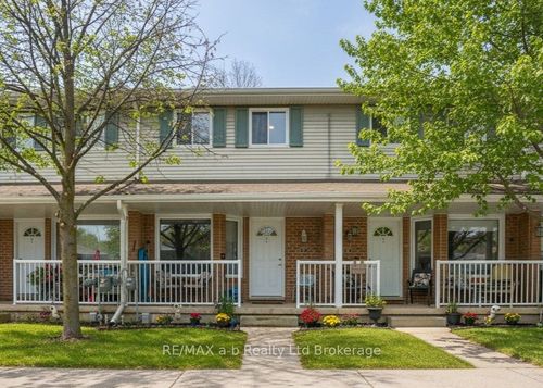 27-10 Dufferin St, Norwich, ON, N0J1P0 | Card Image