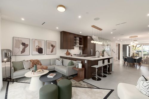 4717 Lanark St, Vancouver, BC, V5N3R9 | Card Image