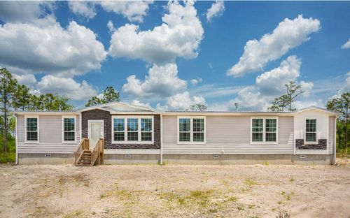 17831 N Tommy Rd, Glen Saint Mary, FL, 32040-2307 | Card Image