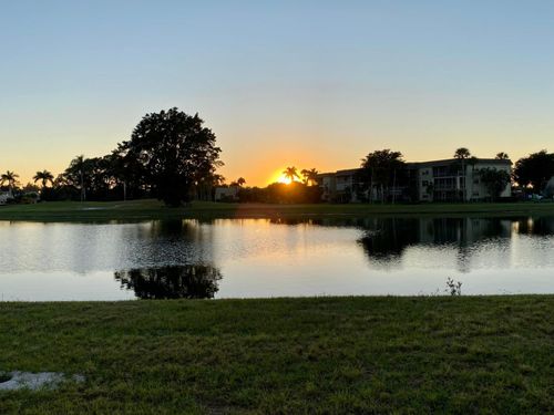 101-4272 Deste Ct, Lake Worth, FL, 33467-4309 | Card Image