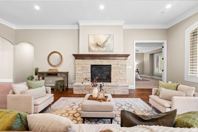 2209 E Viscaya Dr, House other with 5 bedrooms, 3 bathrooms and 6 parking in Draper UT | Image 9