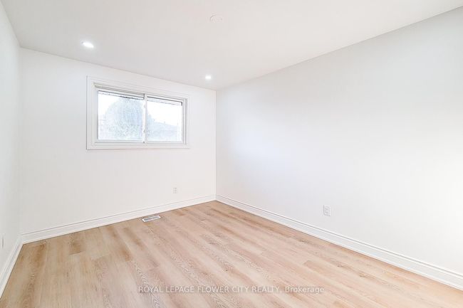 56 Moxley Dr, House other with 6 bedrooms, 4 bathrooms and 5 parking in Hamilton ON | Image 10