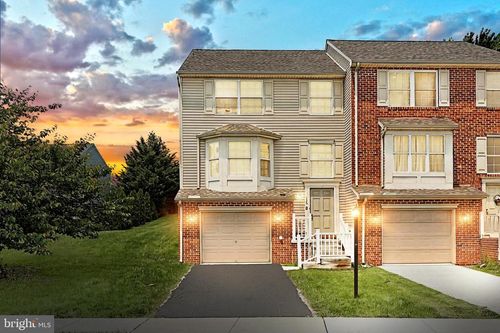 130 Sara Ln, HANOVER, PA, 17331-8668 | Card Image