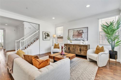 135 Willowbend, Irvine, CA, 92612-2827 | Card Image