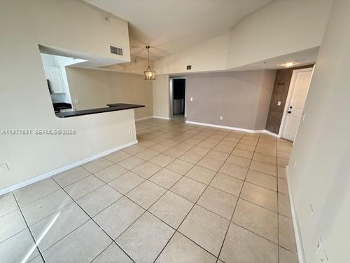 apt-302-150 Nw 96th Ave, Pembroke Pines, FL, 33024-6293 | Card Image