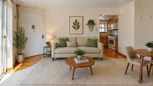 3-67-08 Exeter St, Forest Hills, NY, 11375-4263 | Card Image
