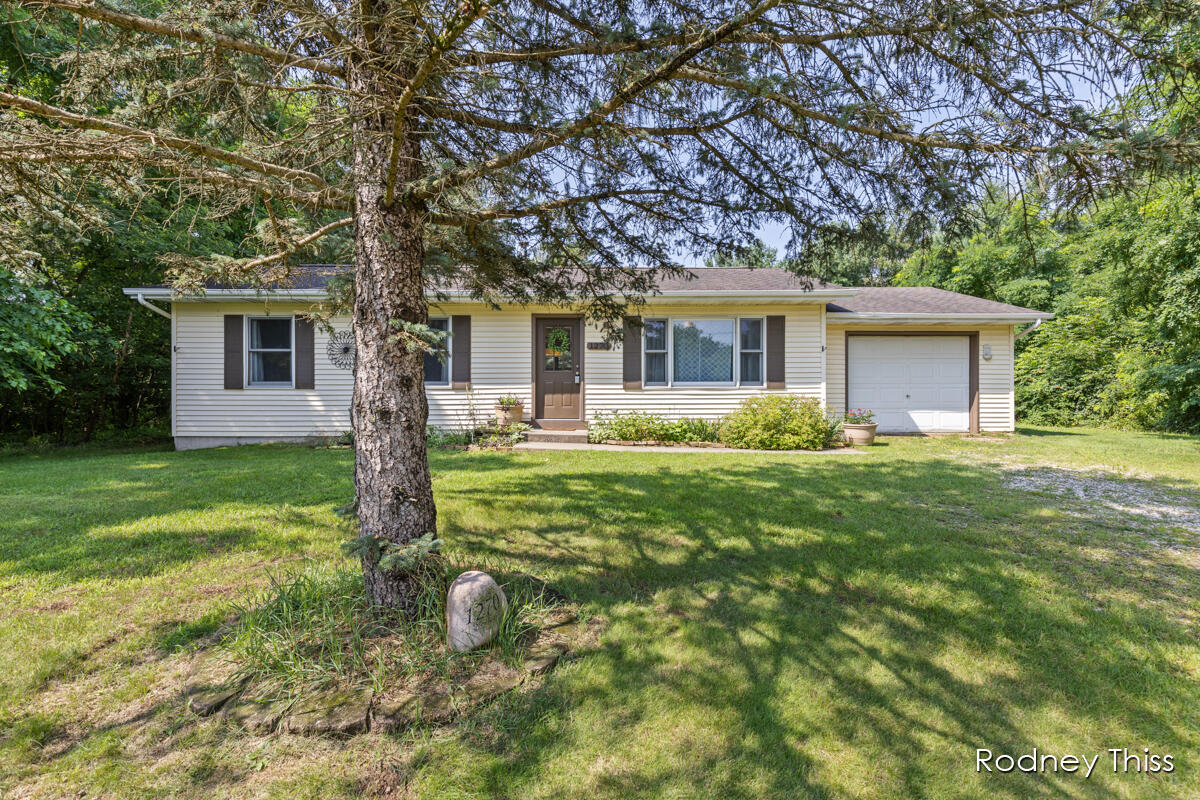 Norway Ave, Hastings, MI 49058