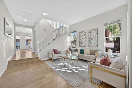 2955 Vineyard Park Dr, San Jose, CA, 95148-2090 | Card Image