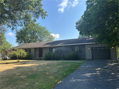 33 Suburban Dr, Elmira, NY, 14903-9394 | Card Image