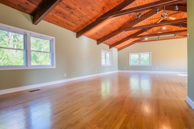 125 Woodchuck Ln, House other with 3 bedrooms, 3 bathrooms and null parking in Harwinton CT | Image 11