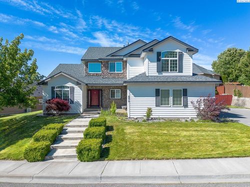 8812 W 3rd Ave, Kennewick, WA, 99336-9405 | Card Image