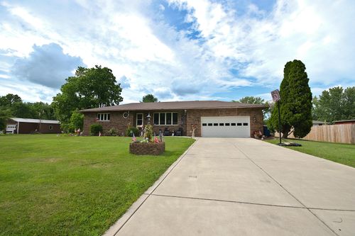 518 4th Ave Nw, DeMotte, IN, 46310 | Card Image