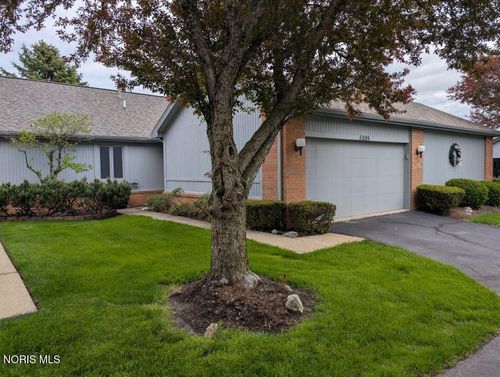 b-5809 Greenridge Ln, Toledo, OH, 43615-6793 | Card Image