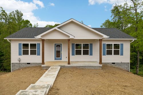 551 Skyview Dr, Ashland City, TN, 37015-4915 | Card Image