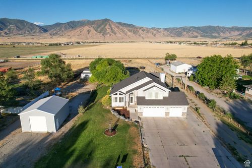 3732 Campbell Rd, Tooele, UT, 84074-9542 | Card Image