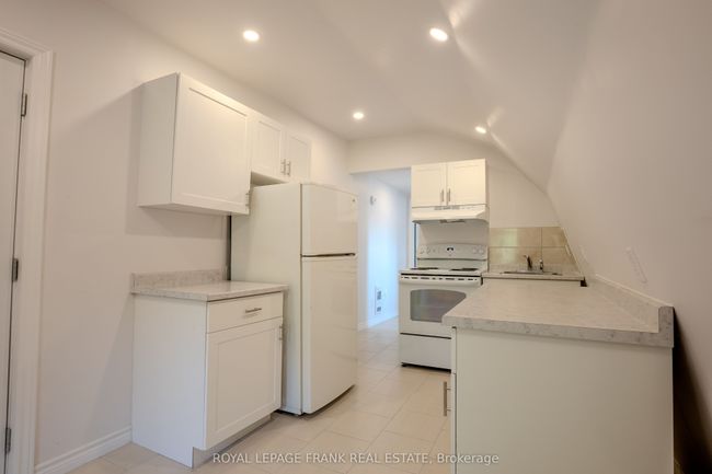 4075 County Rd 121, Home with 4 bedrooms, 5 bathrooms and 4 parking in Kinmount ON | Image 17