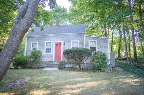 1825 Main St, West Barnstable, MA, 02668-1121 | Card Image
