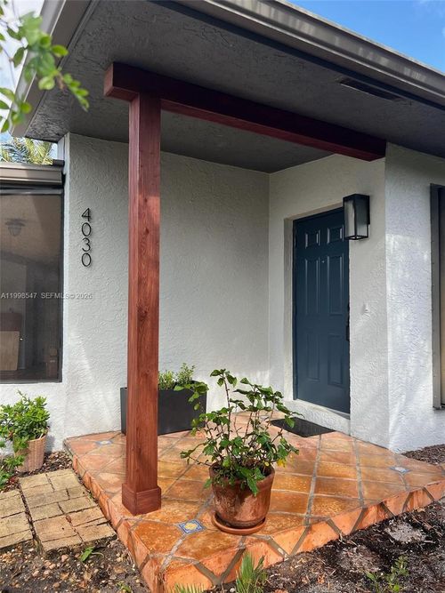 4030 Ne 13th Ave, Pompano Beach, FL, 33064-6083 | Card Image