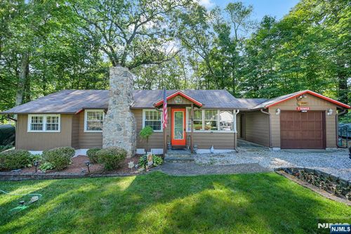 134 Birch Rd, HIGHLAND LAKES, NJ, 07422-1900 | Card Image