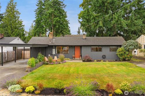 2115 N 192nd St, Shoreline, WA, 98133-4131 | Card Image